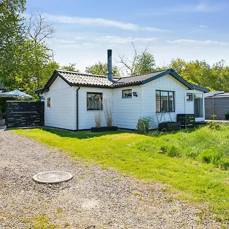 2 Bedroom Cozy In Ferienhaus Otterup