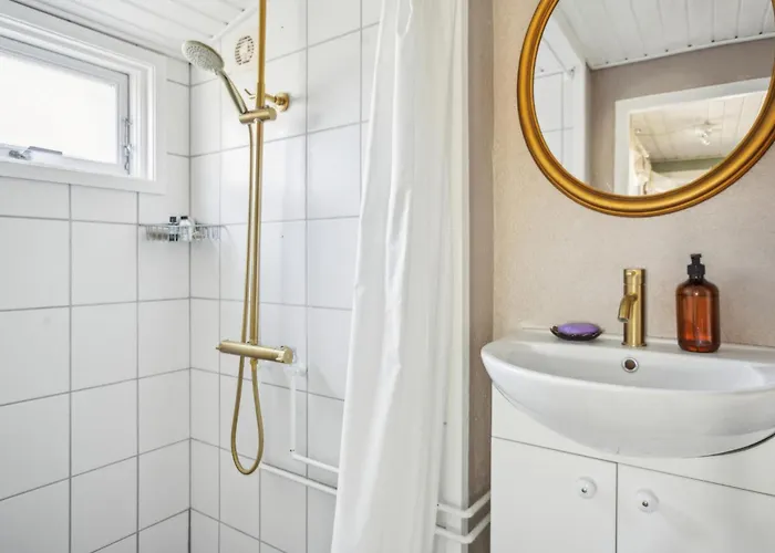 2 Bedroom Cozy In Σπίτι διακοπών *